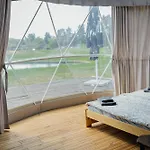 Glamping Louka * 布拉格