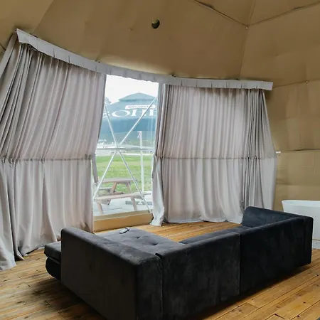 Glamping Louka Prague
