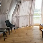 Tente de luxe Glamping Louka