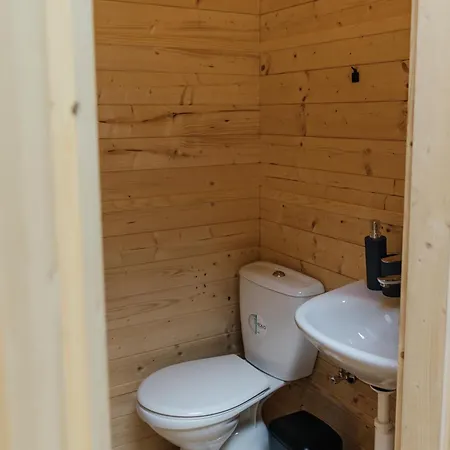 Glamping Louka * Praga