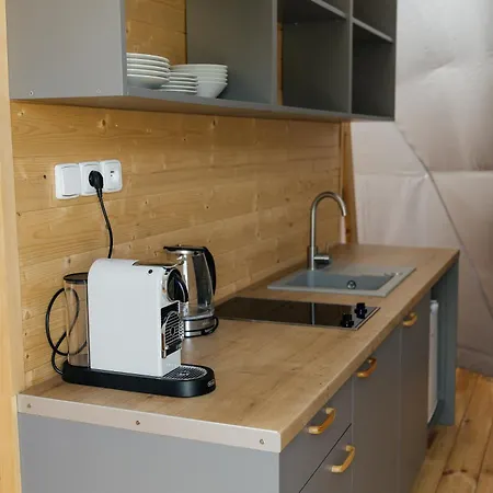 Glamping Louka 豪华帐篷 *